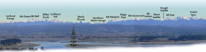tasman-bay-mountain-panorama.jpg